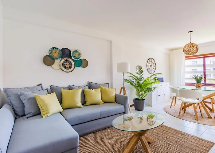 Mira-Ria - Apartamento Em Bairro Calmo E Central